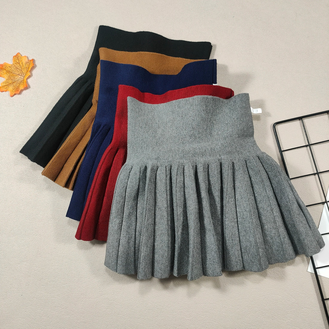 Kids Skirt  Girls' Pleated Skirt Solid Sweet Pink Beach Skirt Black Cute Mini Skirt Slim Fit Baby Princess Skirt 2-12 Years
