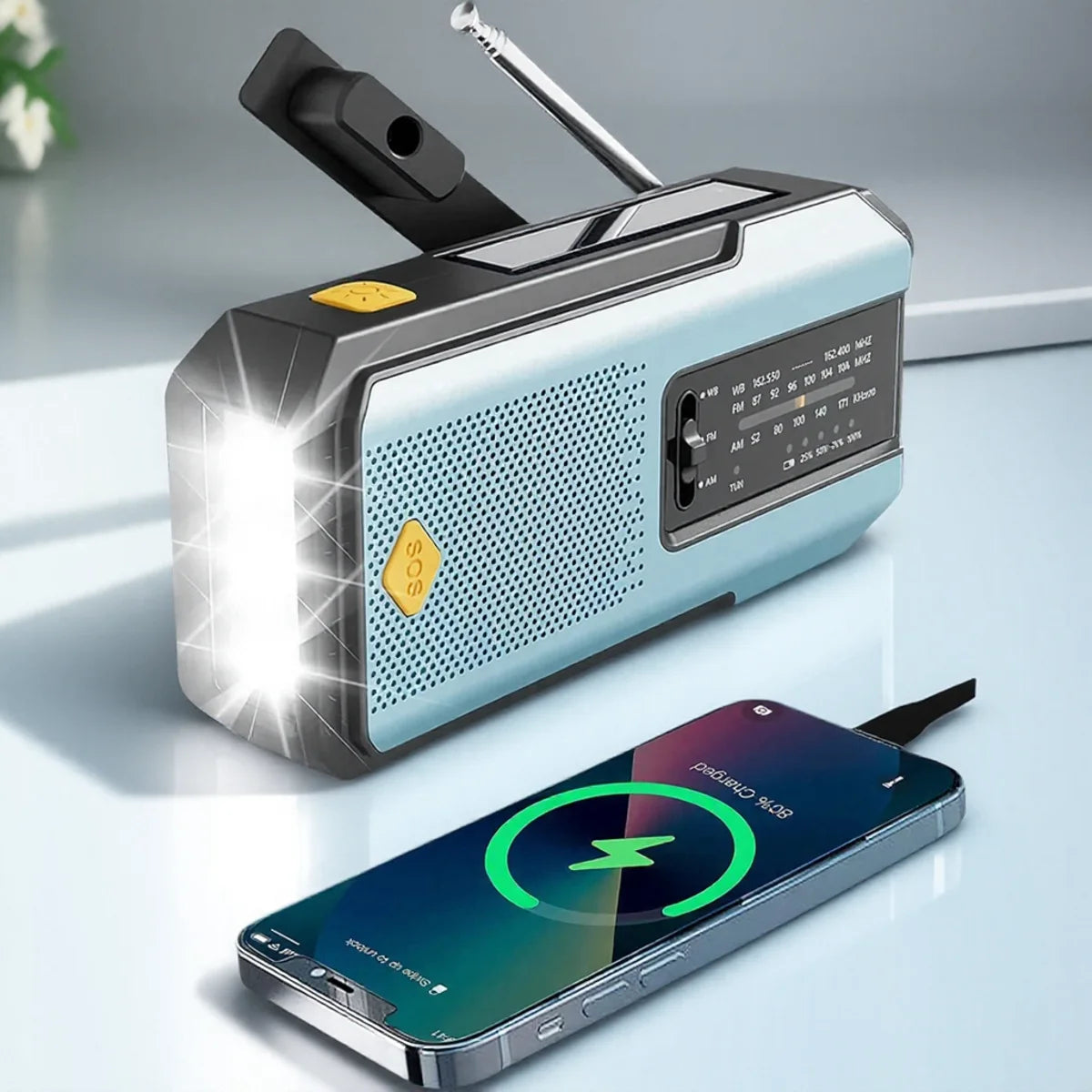 Portable Solar Crank Emergency Radio Global FM Receiver LED Flashlight 2000mAh High Quality SOS Alarm